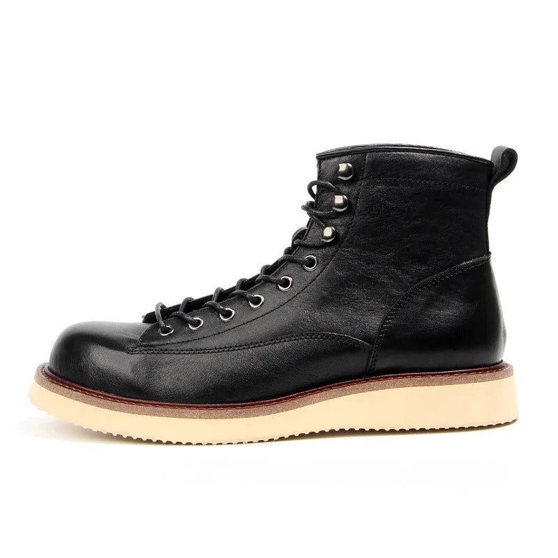 Men's Classic Lace Up Boots - Contrast Sole Ankle Boots