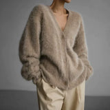 Cashmere Blend Cardigan | Luxurious Comfort & Versatile Style