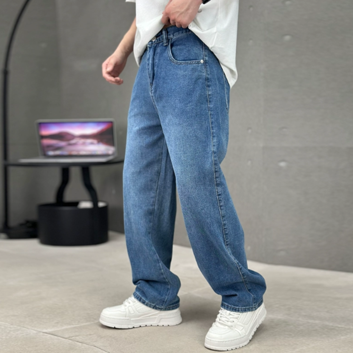 Men's Straight Leg Jeans – Relaxed Wide Fit Casual Denim