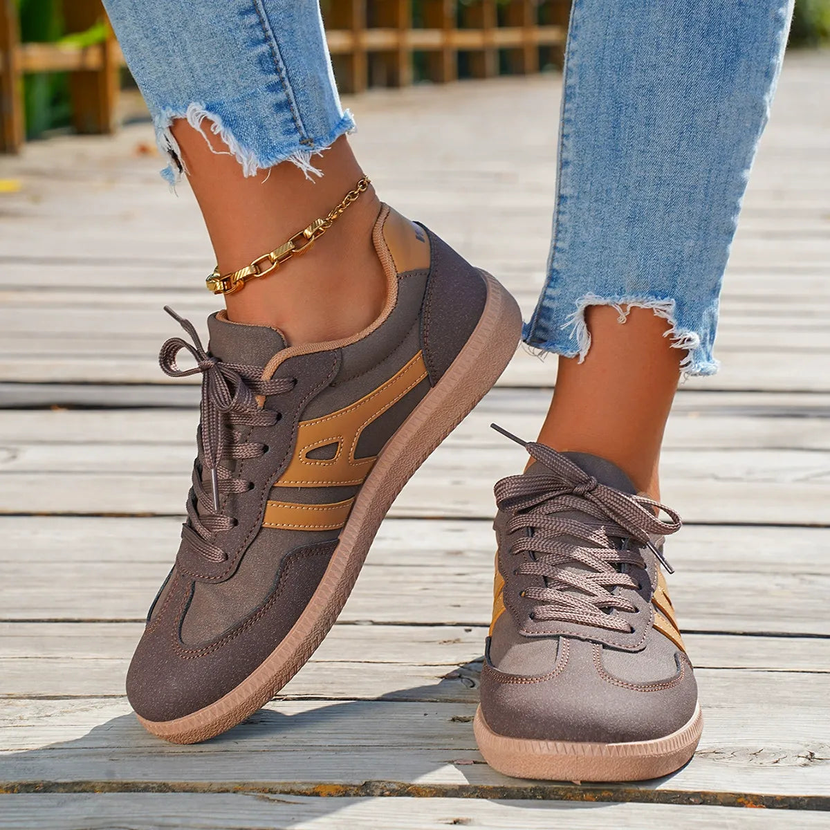 Women's Cushioned Low-Top Sneakers | All-Day Comfort Meets Versatile Style
