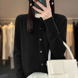Women's Merino Wool Cardigan | Luxurious Warmth & Timeless Elegance